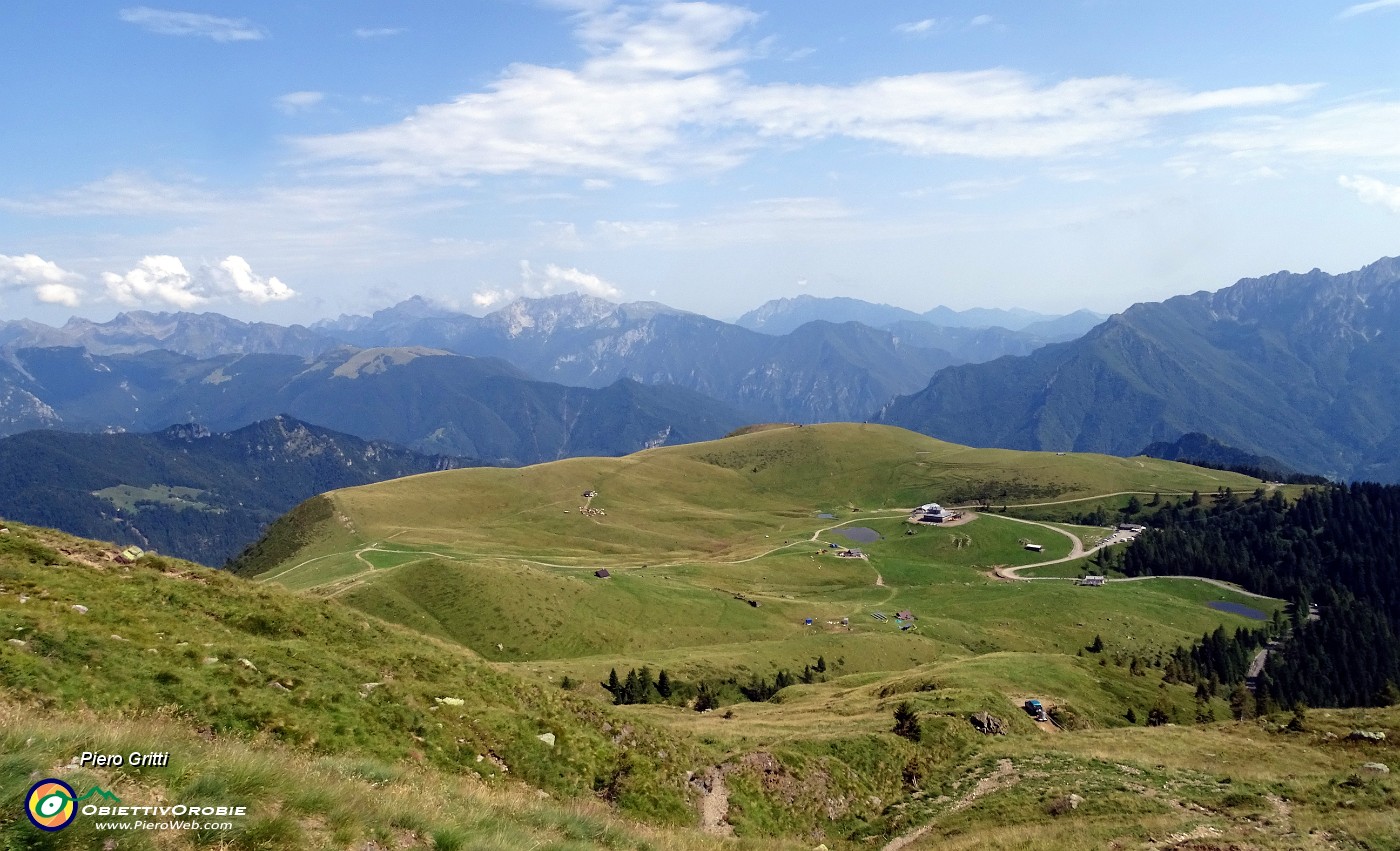 94 Rientro ai Piani dell'Avaro.JPG -                                